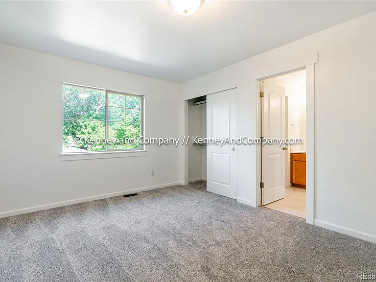109 Cantril St — Photo 19