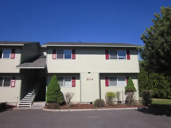 2114 SW Salmon Ave, Redmond, OR 97756