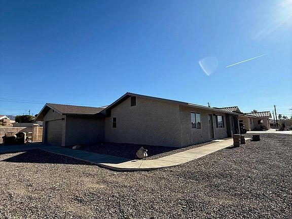 2nd image of 1950 Park Terrace Bay #A