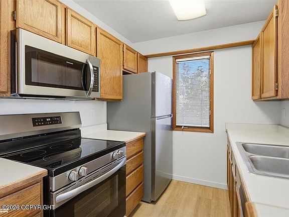 5th image of 2700 E 42nd Ave APT A103