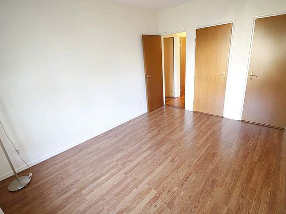 5th image of 381 Douglass St APT 2A