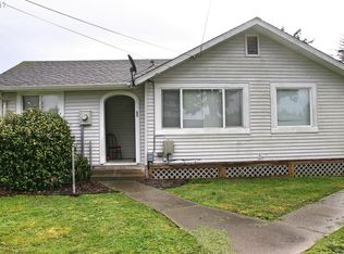 55 June Ave NE, Bandon, OR 97411