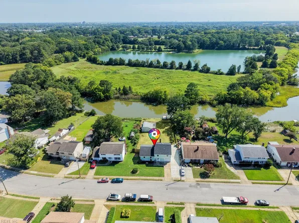 20 Diggs Dr, Hampton, VA 23666