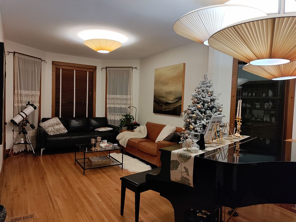 Living Room Looking East