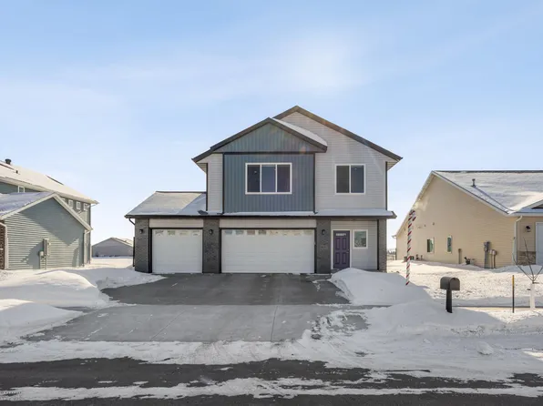 4881 Hampton Cir S, Moorhead, MN 56560