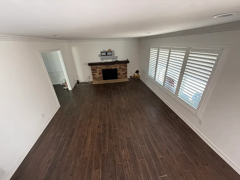 5975 Broadmoor Dr — Photo 3