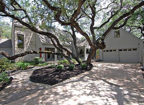 2nd image of 11605 Ironwood Cir