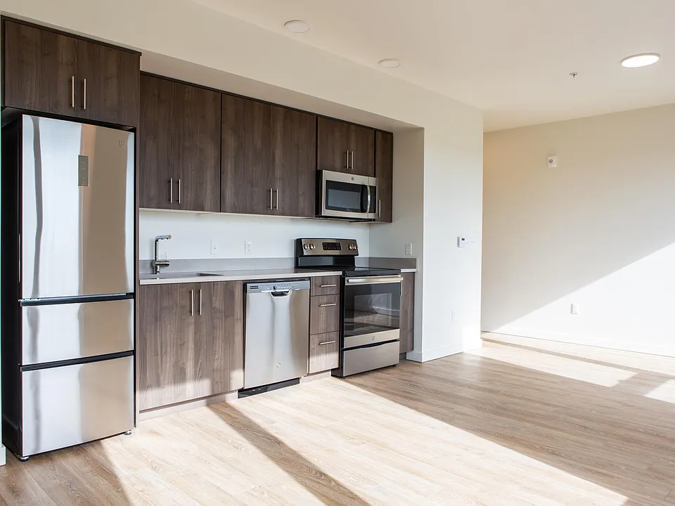 505 Dekum Apartments