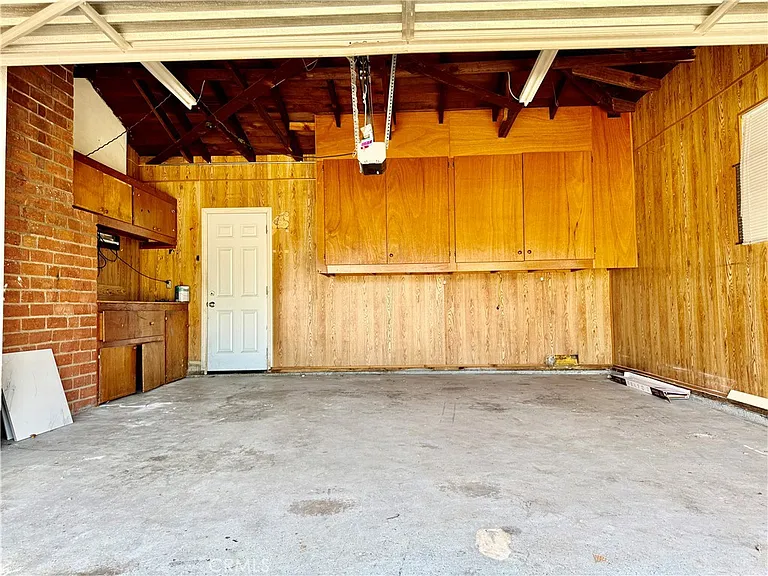 1906 W Kenoak Dr — Photo 29