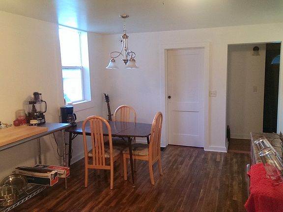 3rd image of 209 Maple Street #1-2