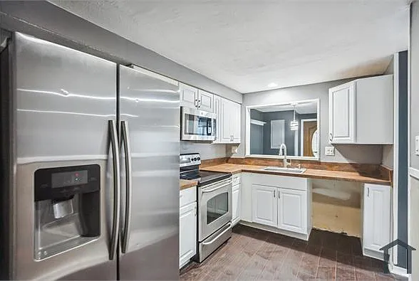 2305 Greenwood Dr — Photo 15