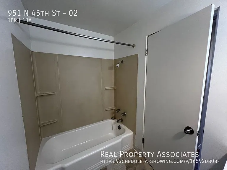 951 N 45th St #2 — Photo 10