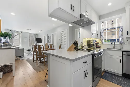 270 Bunker Hill St #2 Photo 1