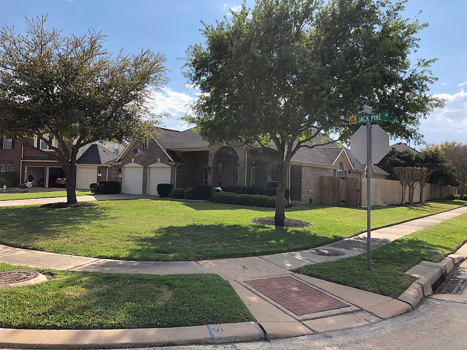 1st image of 2602 Jack Pine Dr