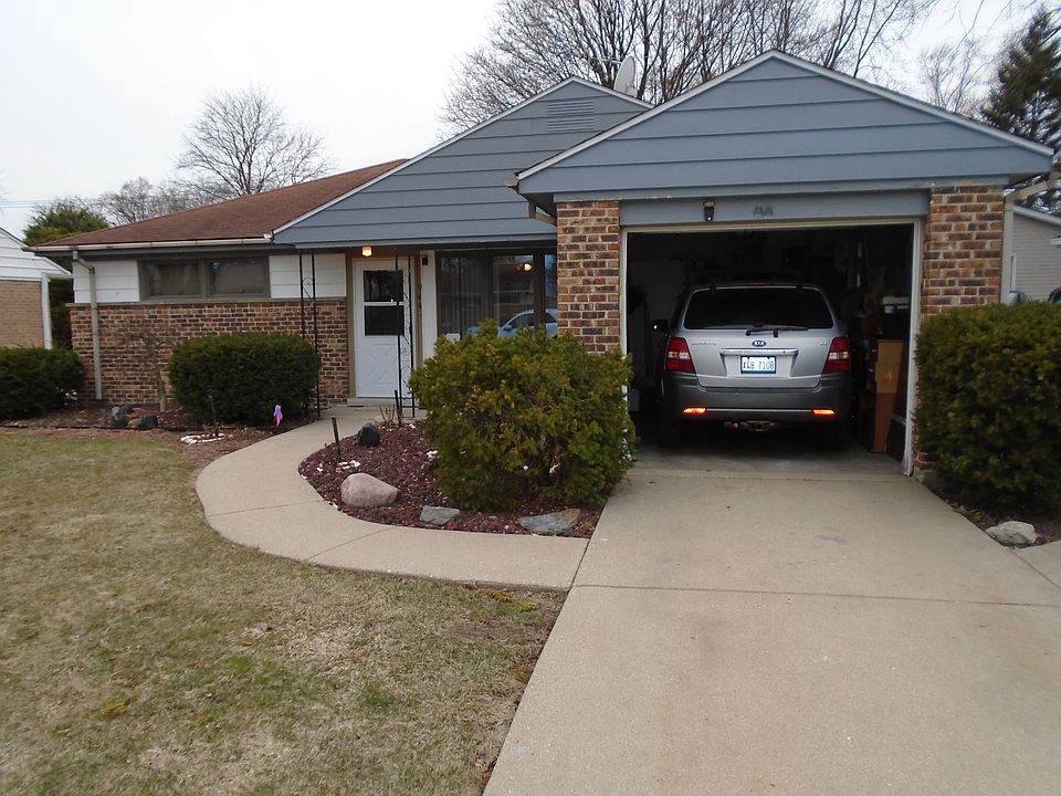 1st image of 944 S 6th Ave