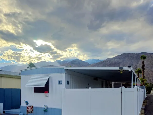 31 Black Hawk St, Palm Springs, CA 92264