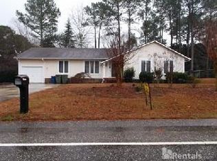 5839 Pettigrew Dr, Fayetteville, NC 28314