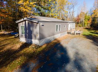 20 Spruce Ln, Glenburn, ME 04401
