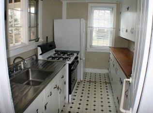 1457 Chopmist Hill Rd, North Scituate, RI 02857