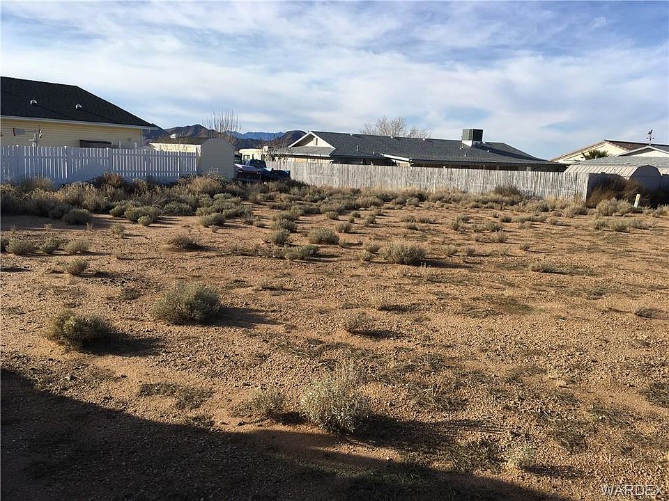 2nd image of 9815 N Medicine Point Dr