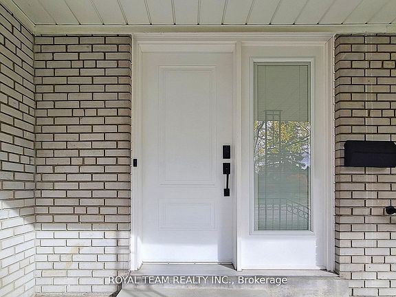 3rd image of 37 Markland Dr