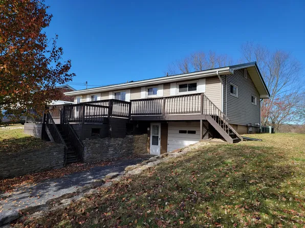 1707 Hilltop Dr, Carrollton, KY 41008