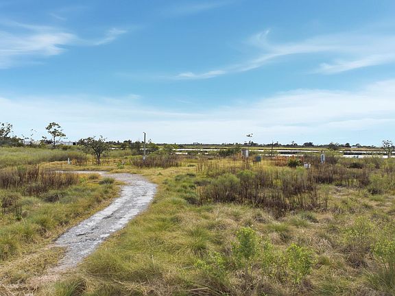 2nd image of 3901 Airhart Rd