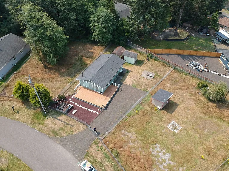 737 Wood Duck Ave SE — Photo 33