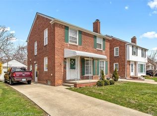 23828 Hollander St, Dearborn, MI 48128