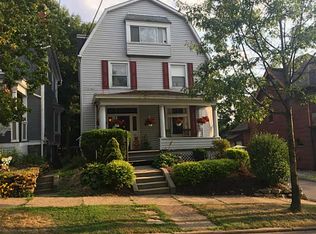 618 Pennsylvania Ave, Oakmont, PA