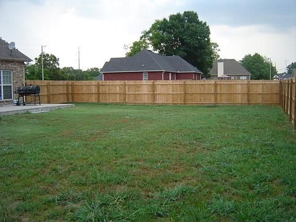 3rd image of 309 Shelby Cir