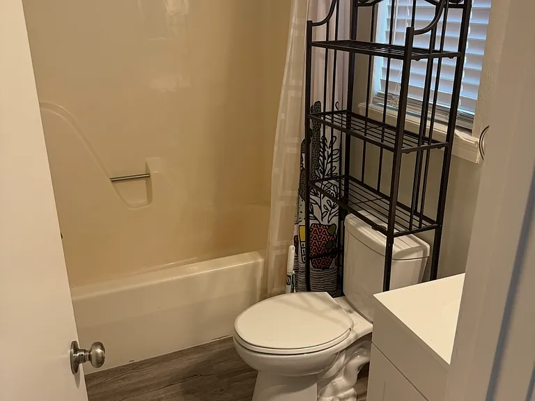 1 Sudbury Ln — Photo 12