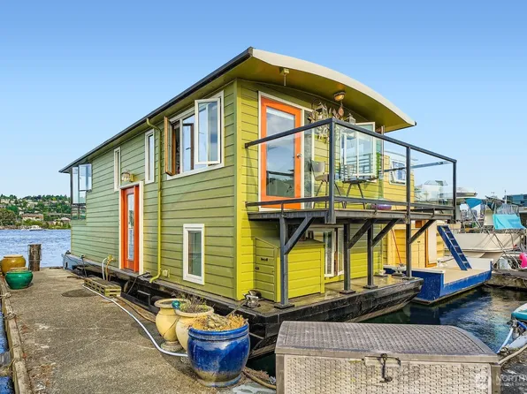 2040 Westlake Avenue N #26, Seattle, WA 98109