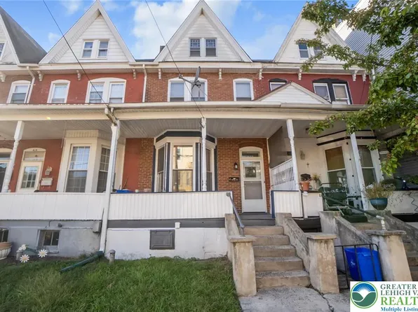 421 Center St, Jim Thorpe, PA 18229