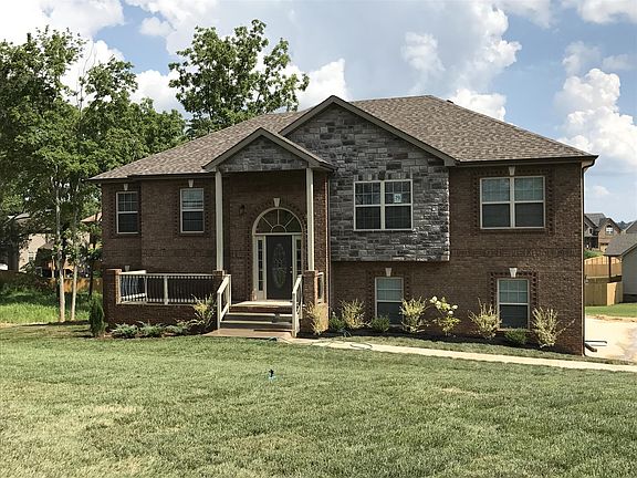 2nd image of 79 Anderson Pl