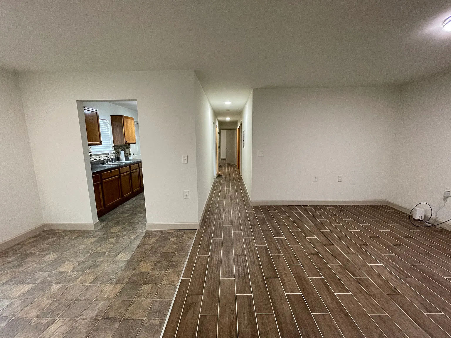 950 Smith St SW — Photo 3