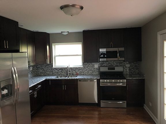 5th image of 3853 W West End Ave