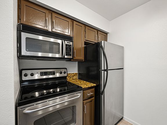 5th image of 2120 El Paseo St APT 803