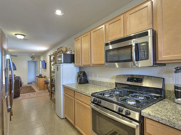 4th image of 1163 W Calle Fuente De Carino