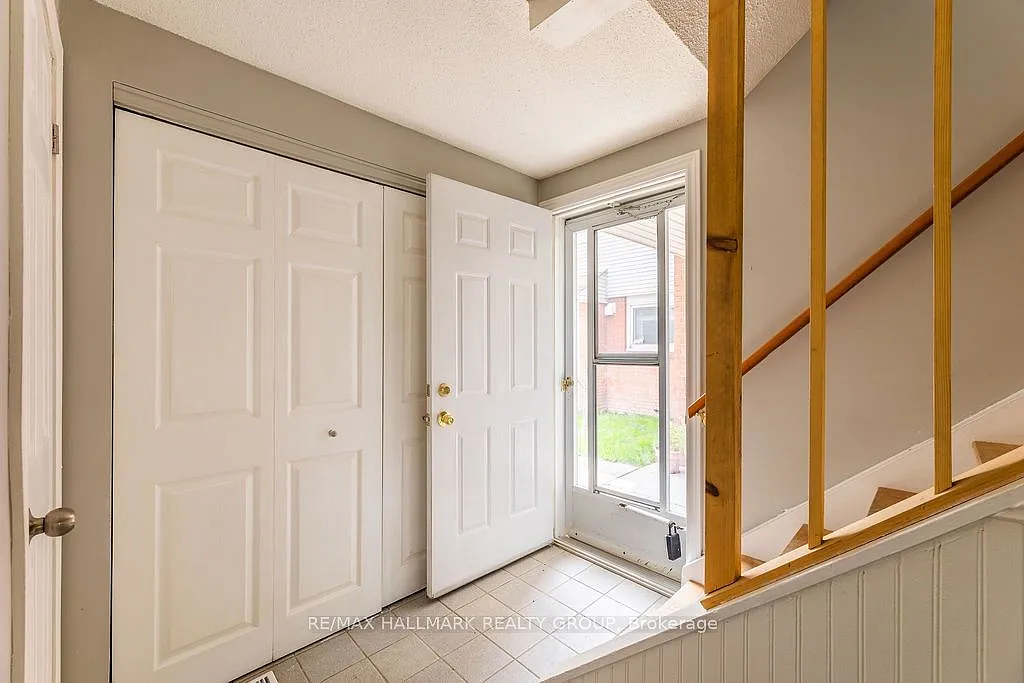 4 bed, $2,295 — Photo 4