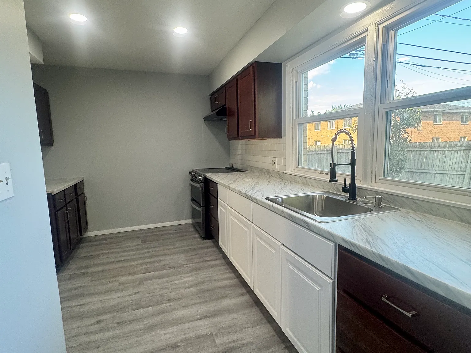 3 bed, 1750 sqft, $2,000 — Photo 3