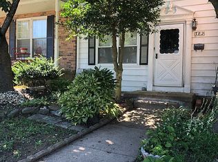 382 Dartmouth Ct, Bensalem, PA 19020