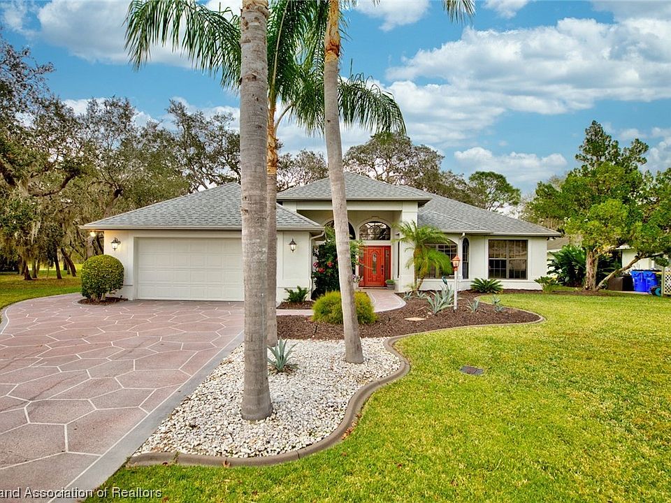 1st image of 5055 Strafford Oaks Dr