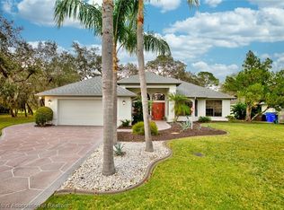 5055 Strafford Oaks Dr, Sebring, FL 33875