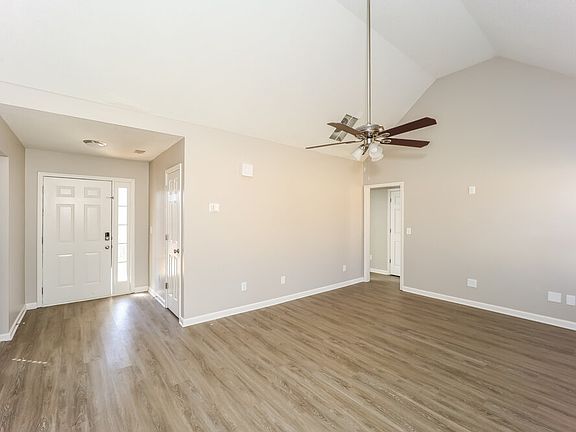 4th image of 130 Hidden Brook Trl