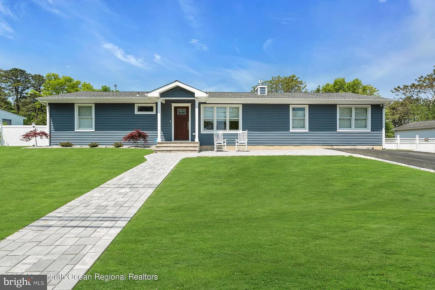 37 Western Dr photo 1