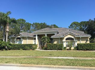 2375 Avenel Ct, Oldsmar, FL 34677