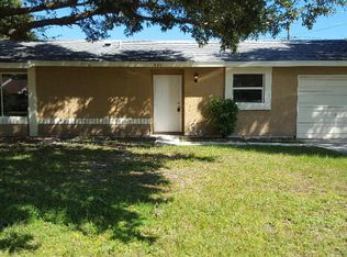 1956 7th Ct SW, Vero Beach, FL 32962