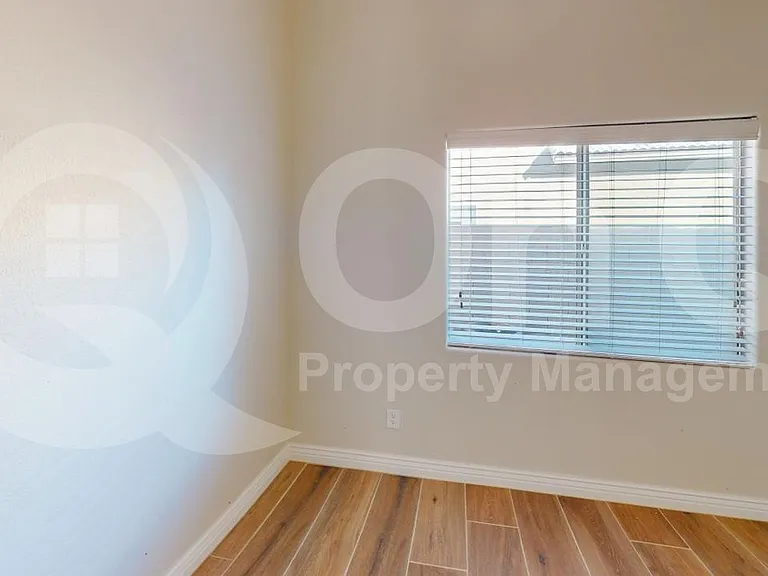 682 N Butte Ave — Photo 14