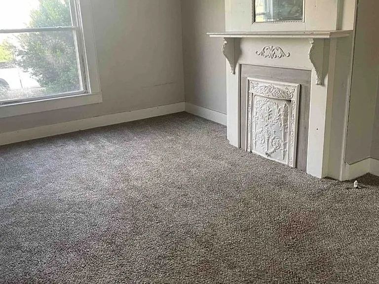 307-309 N Isabella St — Photo 4